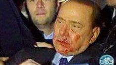 Berlusconi fena tartaklandı!-VİDEO