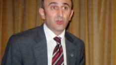 Eminağaoğlu yeniden sahnede