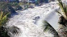 Endonezya’da tsunami: 160 Kişi kayıp