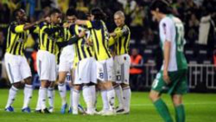 Fener Konya ile 9 da 9 yaptı:2-0