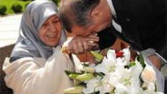 İşte Başbakan Erdoğan’ın okuduğu anne şiiri