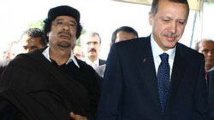 Kaddafi: ‘O İslam aleminin lideri’