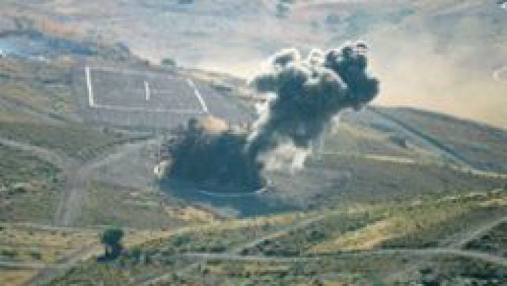 PKK kamplarına top atışı yapılıyor