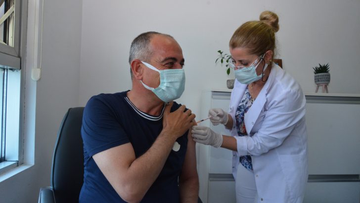 Gemlik Belediye Başkanı Mehmet Uğur Sertaslan’dan Aşı Çağrısı