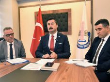 Başkan Ercan Özel Belediyenin Borcunu Açıkladı 104.708.634,83